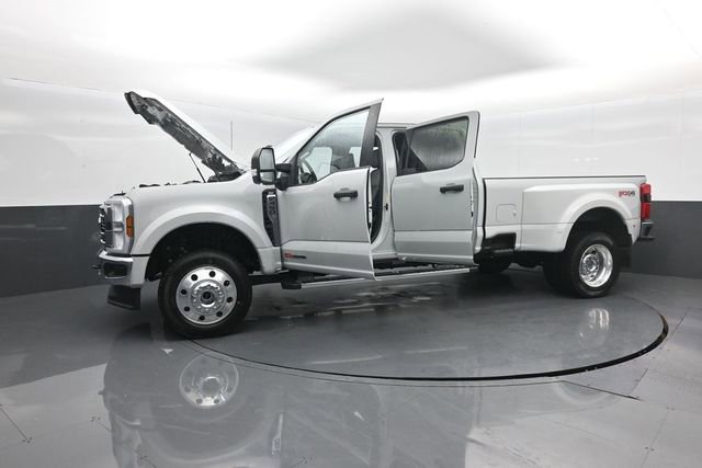 New 2026 Ford F450 XLT w/ 360-Degree Camera Package AWD/4WD image 34