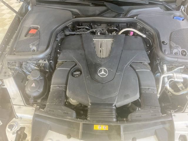 Used 2017 Mercedes-Benz E 400 4MATIC Wagon image 16