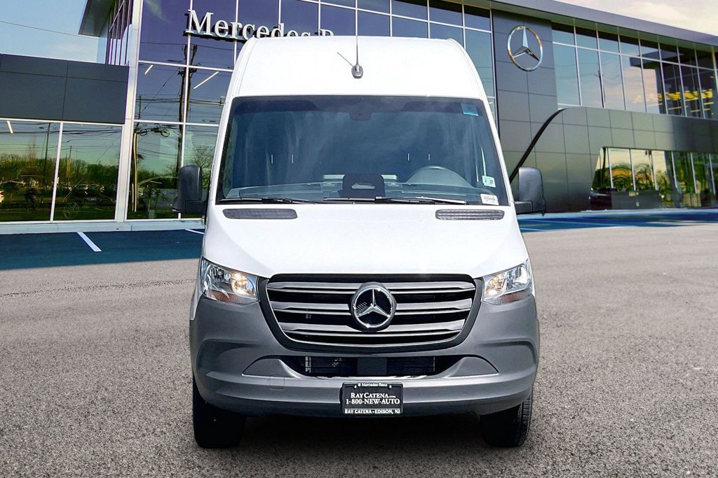Used 2026 Mercedes-Benz Sprinter 2500 image 3