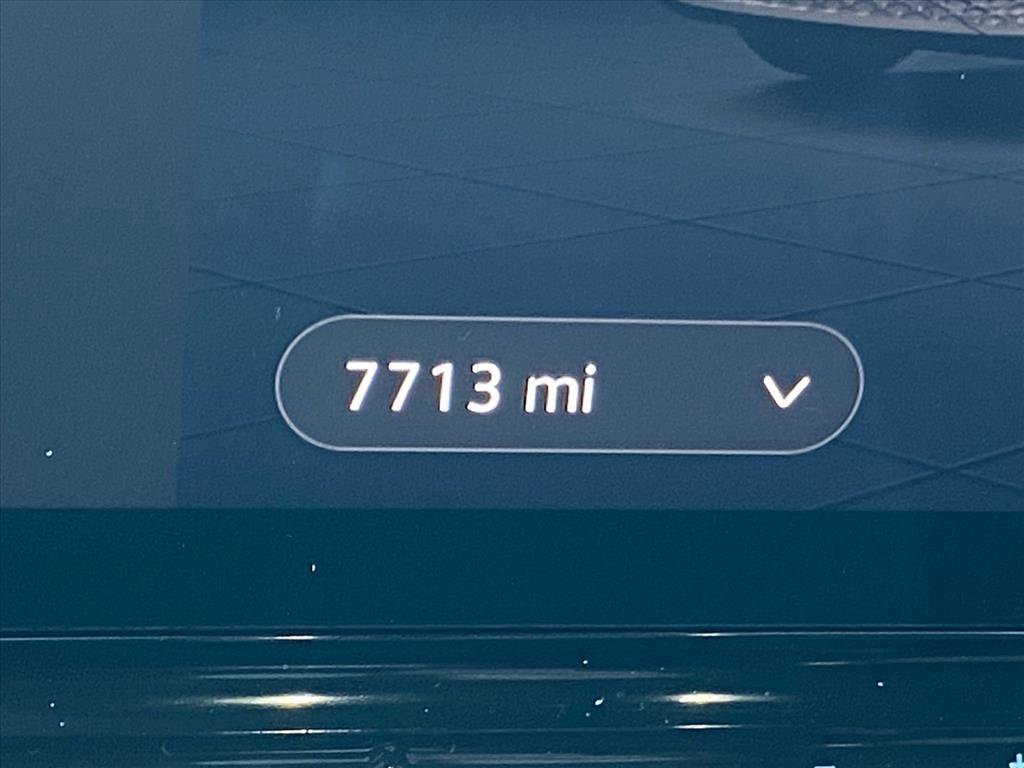 Used 2023 Volkswagen ID.4 Pro image 17