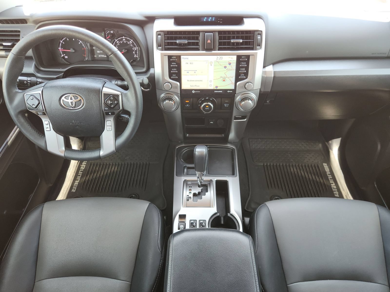 Used 2022 Toyota 4Runner SR5 Premium w/ Moonroof Package RWD image 31