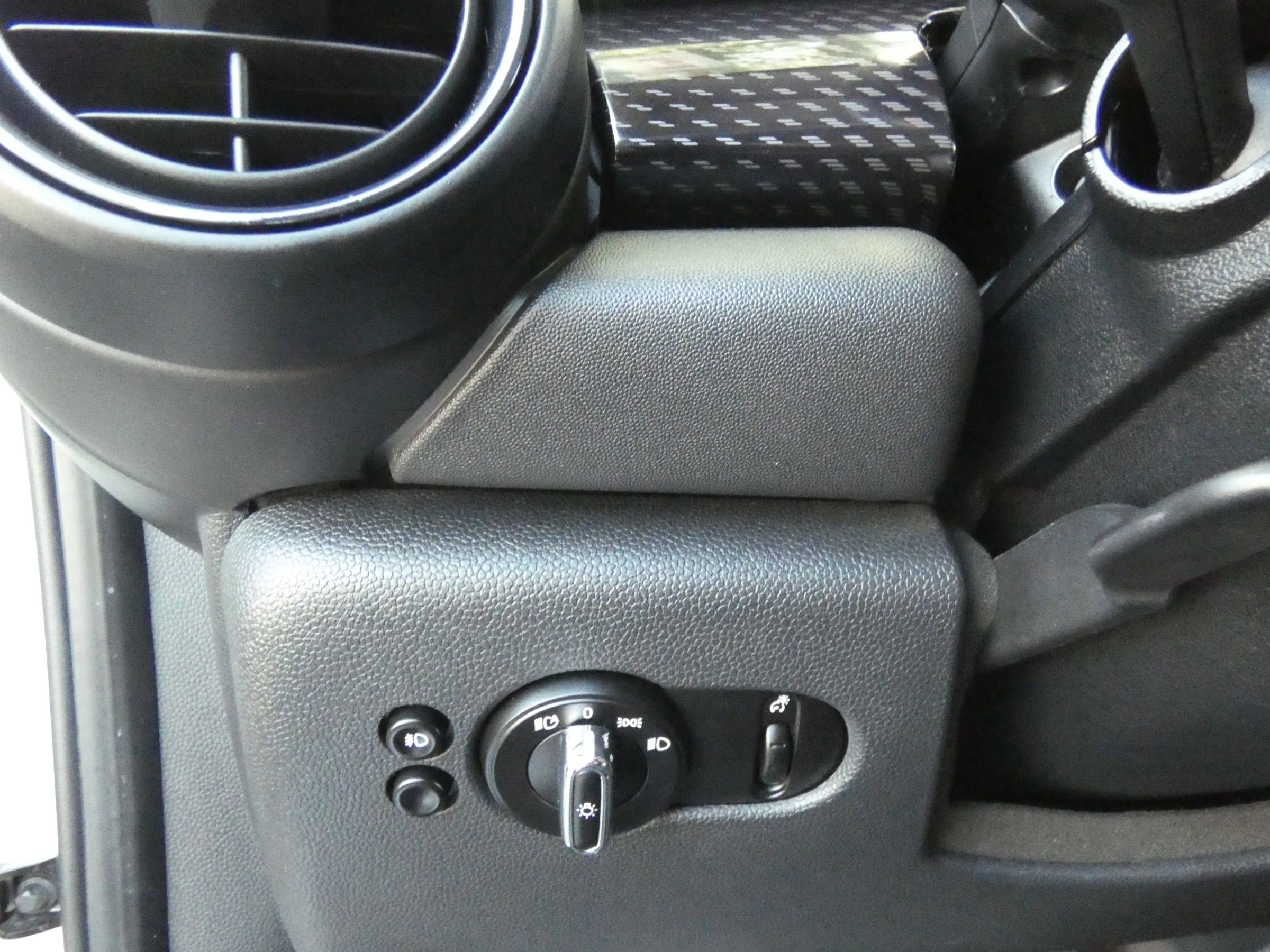 Used 2017 MINI Cooper S image 55