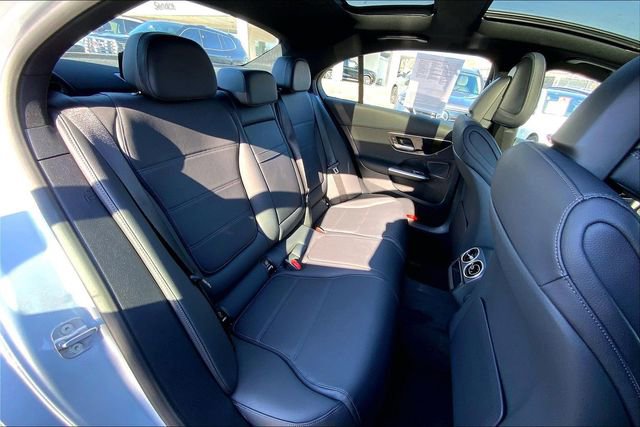 Used 2025 Mercedes-Benz C 300 4MATIC Sedan image 16