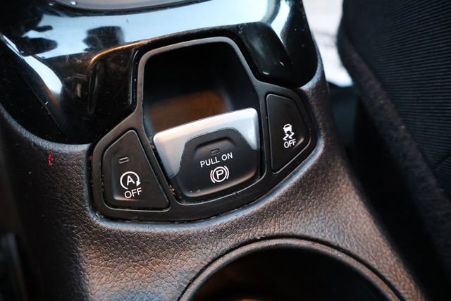 Used 2021 Jeep Compass Limited w/ Trailer Tow Group image 19