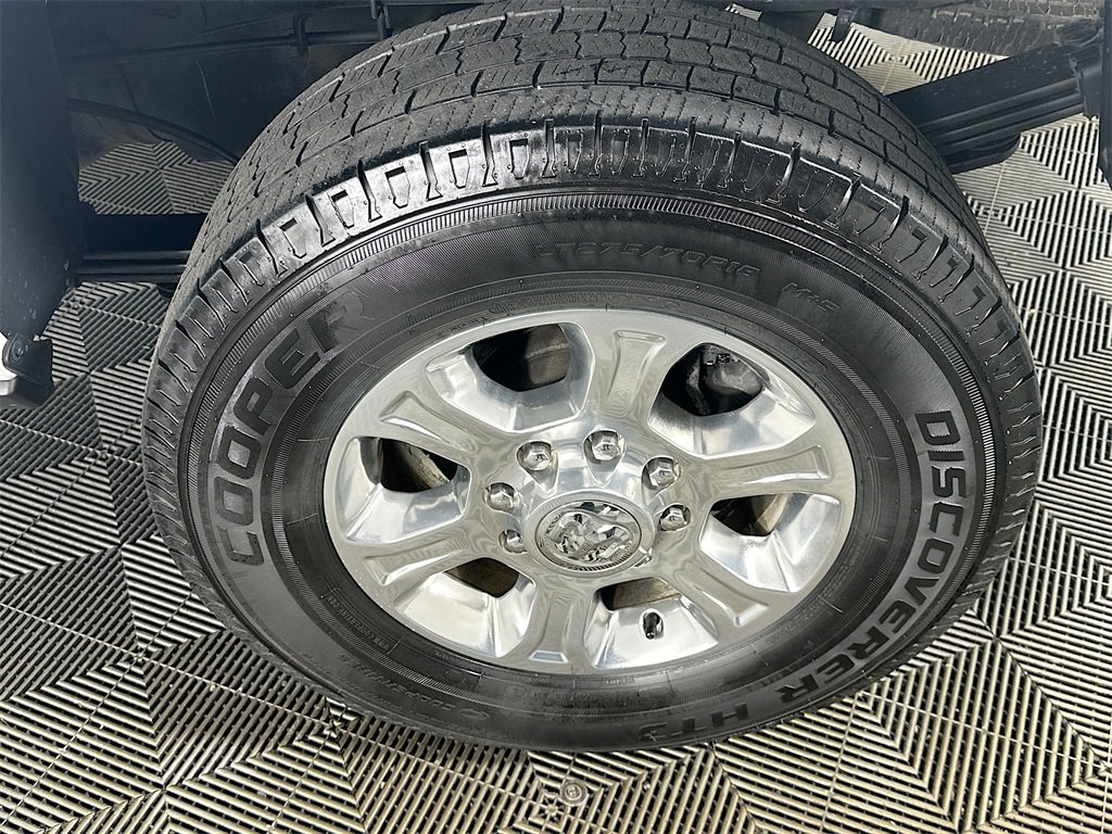 Used 2022 RAM 3500 Big Horn w/ Level A Equipment Group image 31