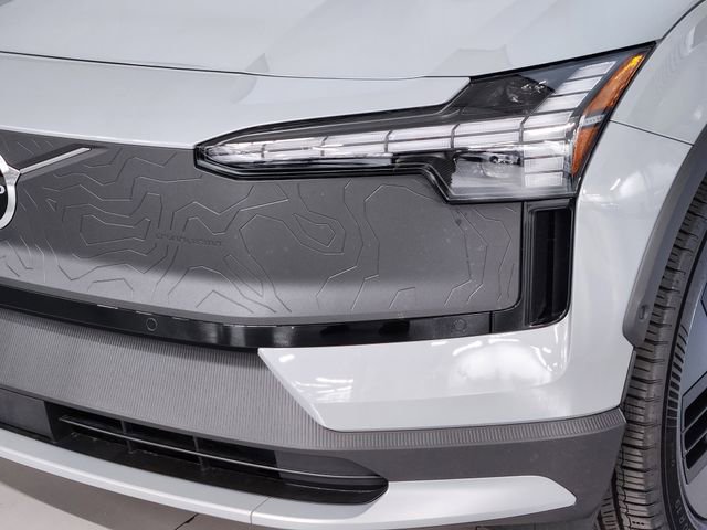 New 2026 Volvo EX30 Cross Country Ultra w/ Protection Package Premier image 12