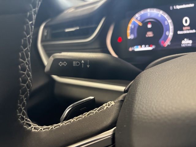 Used 2025 Jeep Grand Cherokee Altitude w/ Trailer Tow Package image 37