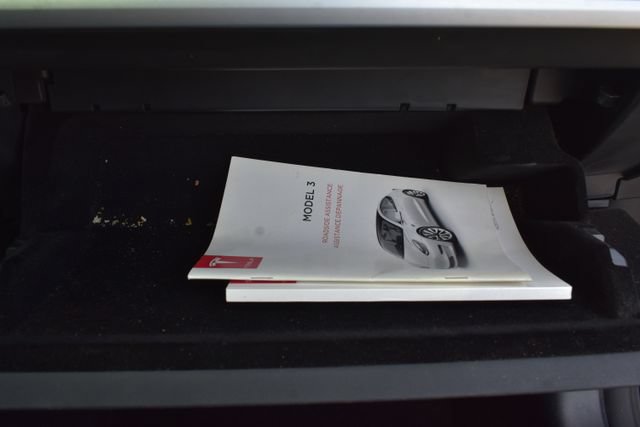 Used 2018 Tesla Model 3 Long Range RWD image 35