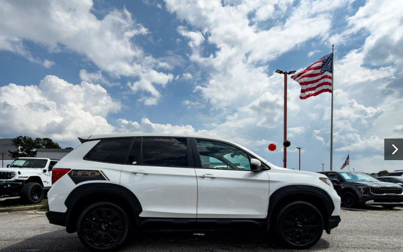 Used 2023 Honda Passport EX-L image 7