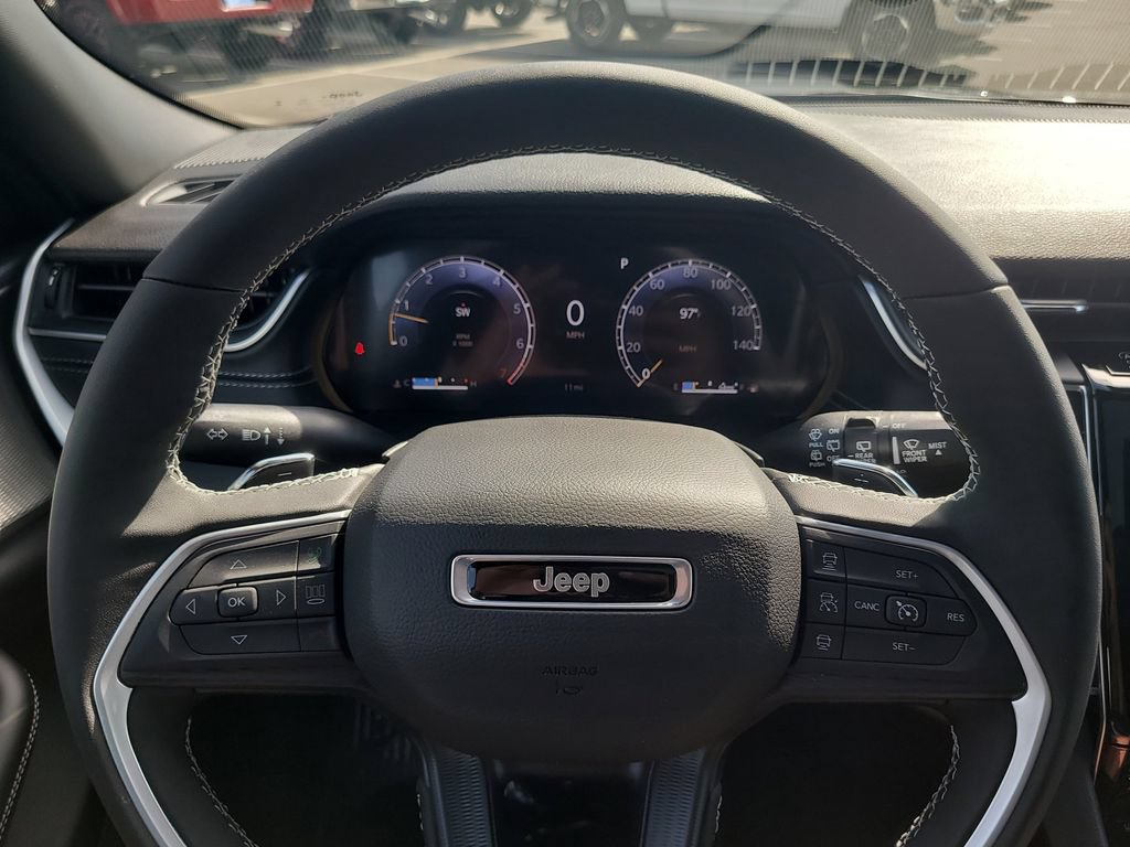 New 2026 Jeep Grand Cherokee Laredo X RWD image 33