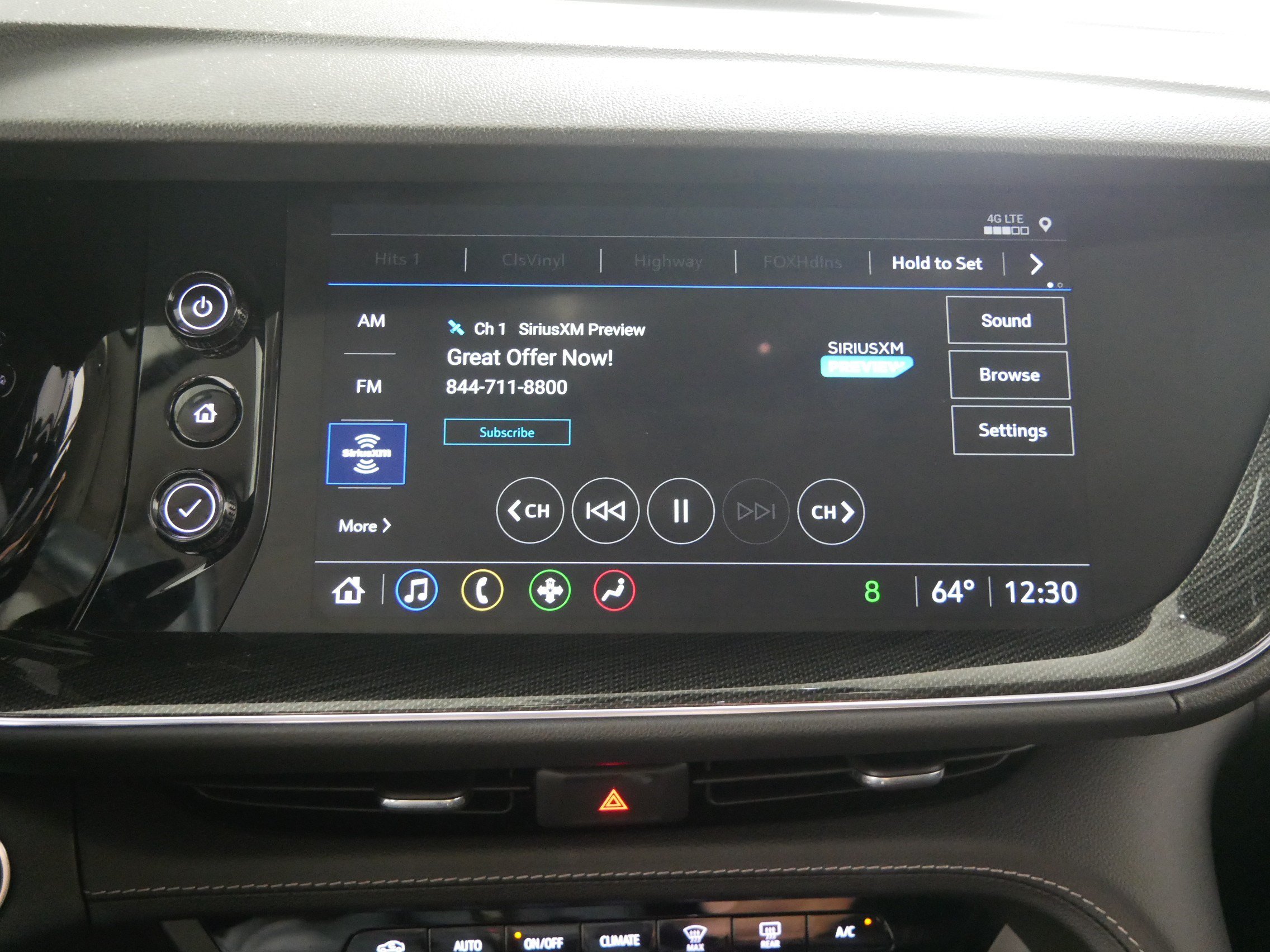 Used 2023 Buick Envision Essence AWD/4WD image 22