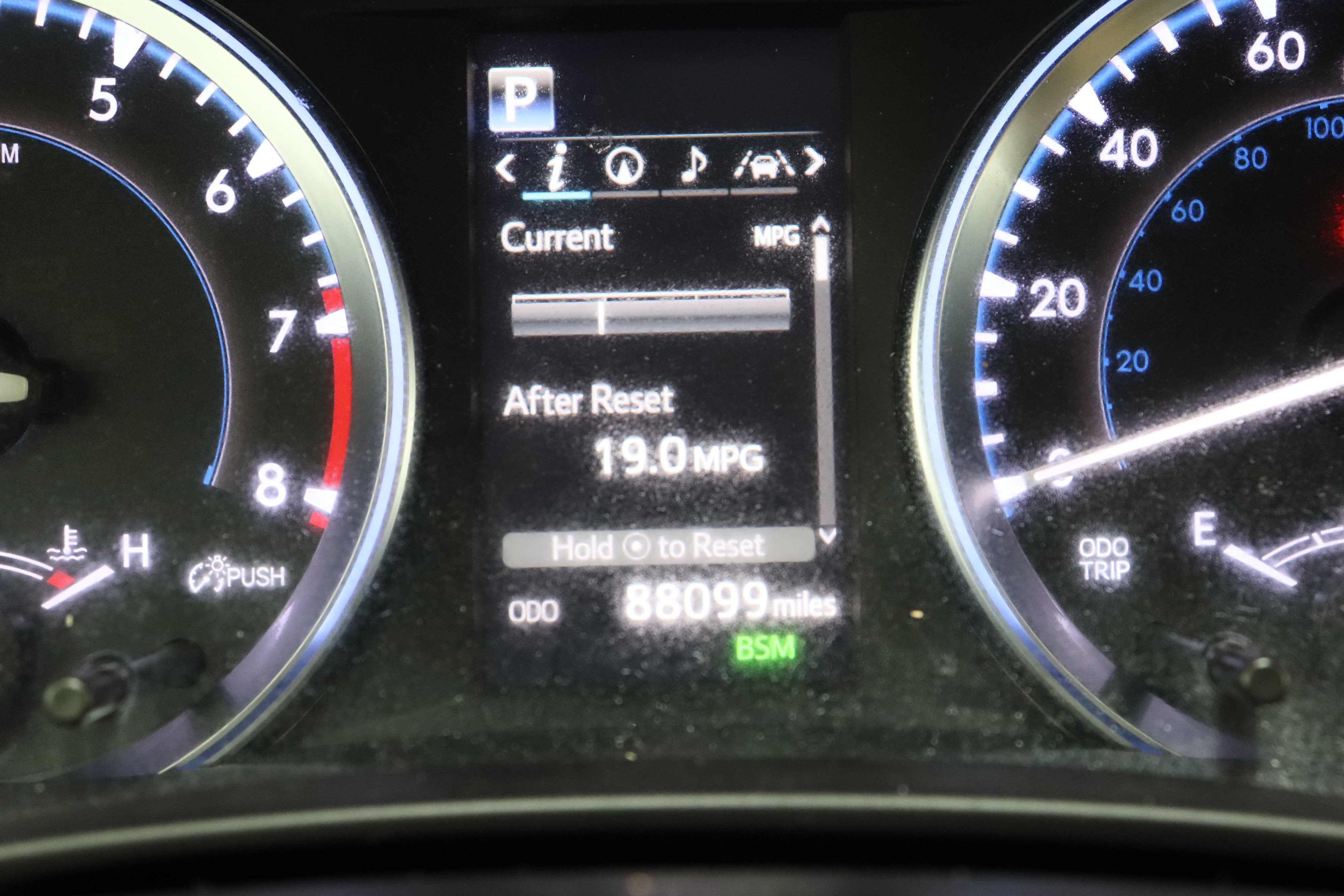Used 2017 Toyota Highlander XLE AWD/4WD image 45