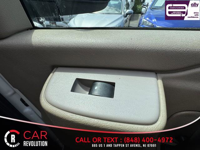 Used 2021 Chevrolet Express 2500 w/ Driver Convenience Package RWD image 35