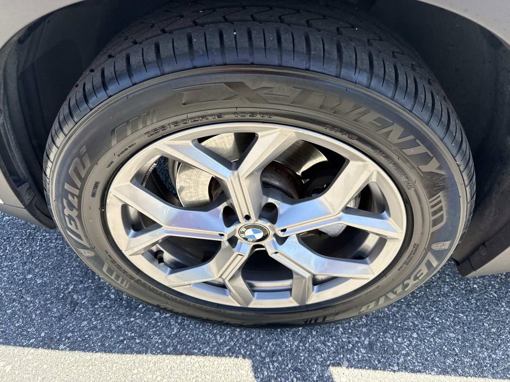 Used 2023 BMW X3 xDrive30i w/ Premium Package image 12