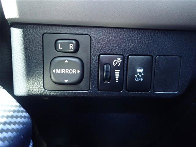 Used 2013 Toyota RAV4 LE AWD/4WD image 20