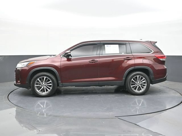 Used 2019 Toyota Highlander XLE FWD image 8