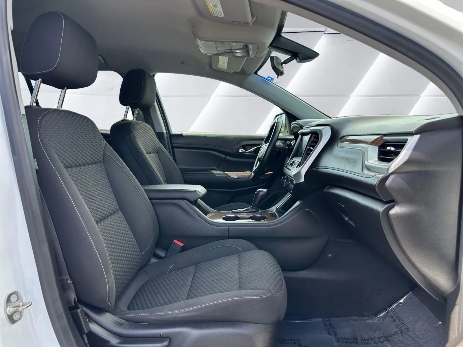 Used 2019 GMC Acadia SLE image 10