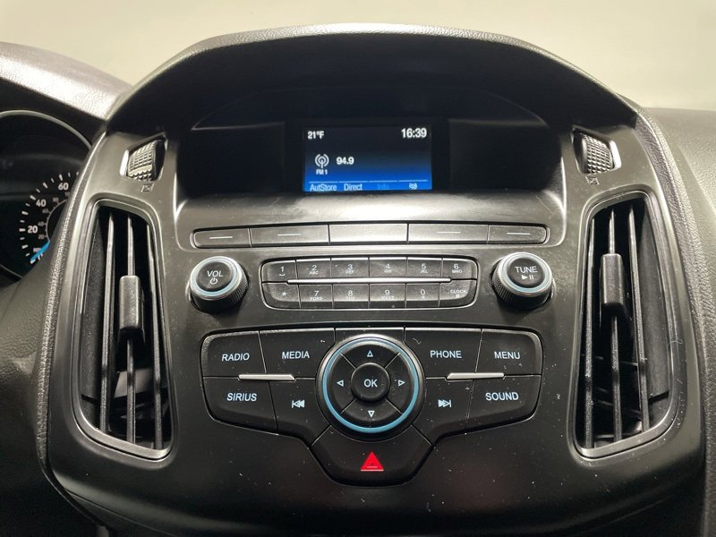 Used 2018 Ford Focus SE image 26