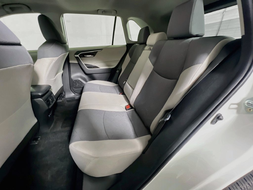 Used 2024 Toyota RAV4 XLE w/ Convenience Package FWD image 26