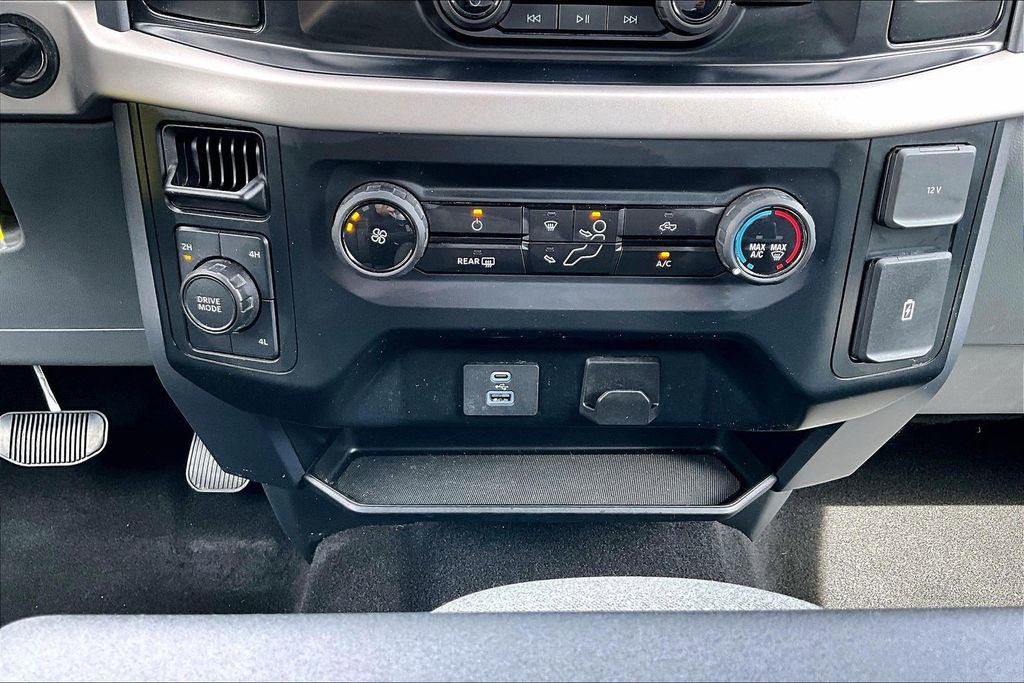 Used 2023 Ford F150 XLT w/ XTR Package image 17