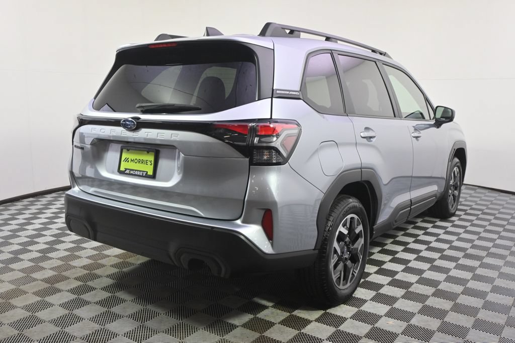 Used 2025 Subaru Forester Premium AWD/4WD image 6