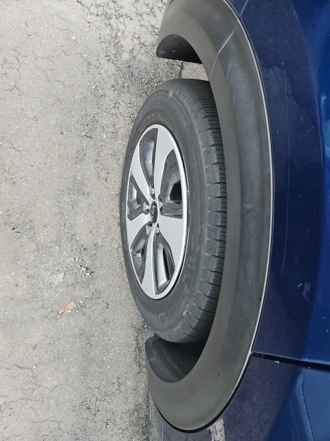 Used 2019 Kia Niro EX image 6