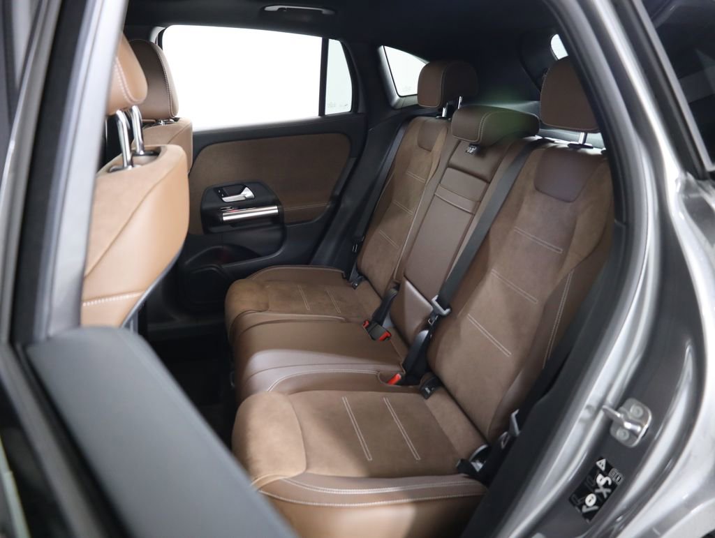 Used 2026 Mercedes-Benz GLA 250 4MATIC image 29