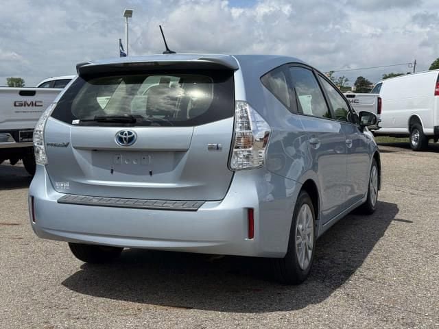 Used 2012 Toyota Prius V Three FWD image 5
