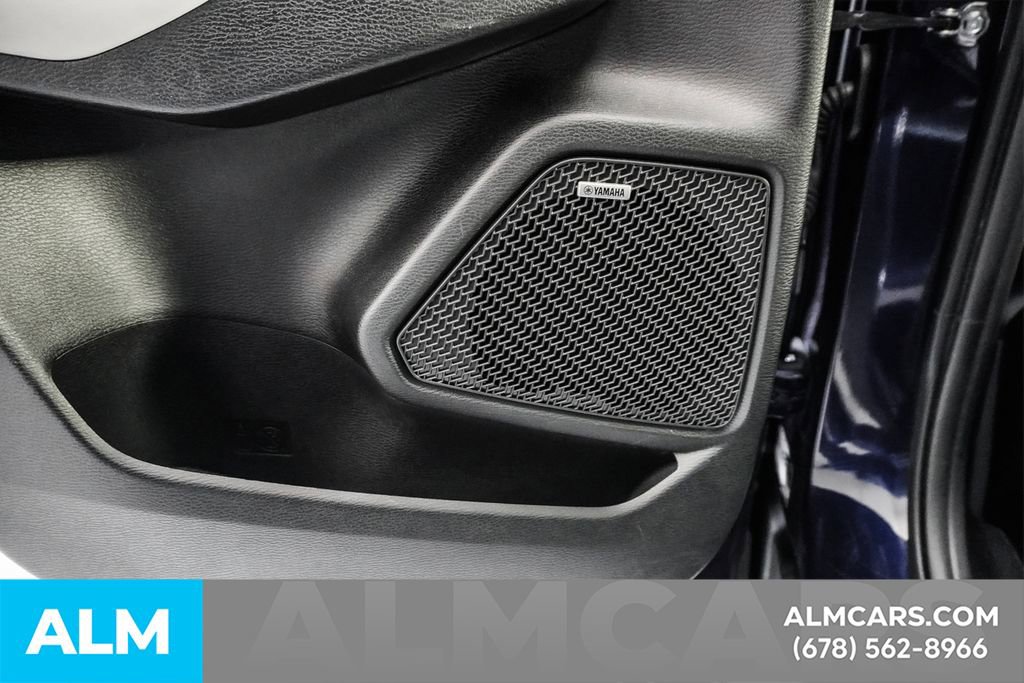 Used 2025 Mitsubishi Outlander SE image 54