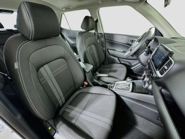 New 2026 Hyundai Venue SEL FWD image 29