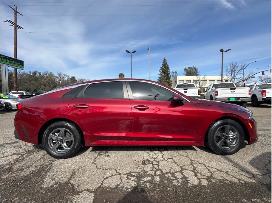 Used 2021 Kia K5 LX image 9