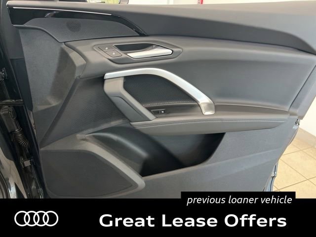 Used 2025 Audi Q5 Premium w/ Convenience Package AWD/4WD image 23