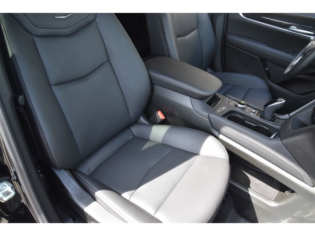 New 2025 Cadillac XT5 Premium Luxury w/ LPO, Floor Liner Package image 30