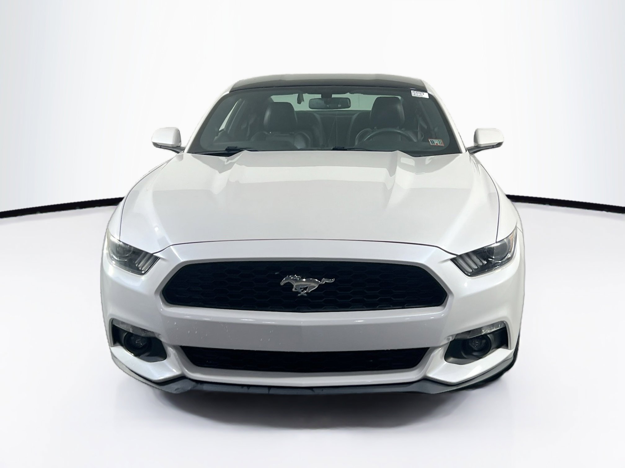 Used 2017 Ford Mustang Premium image 2