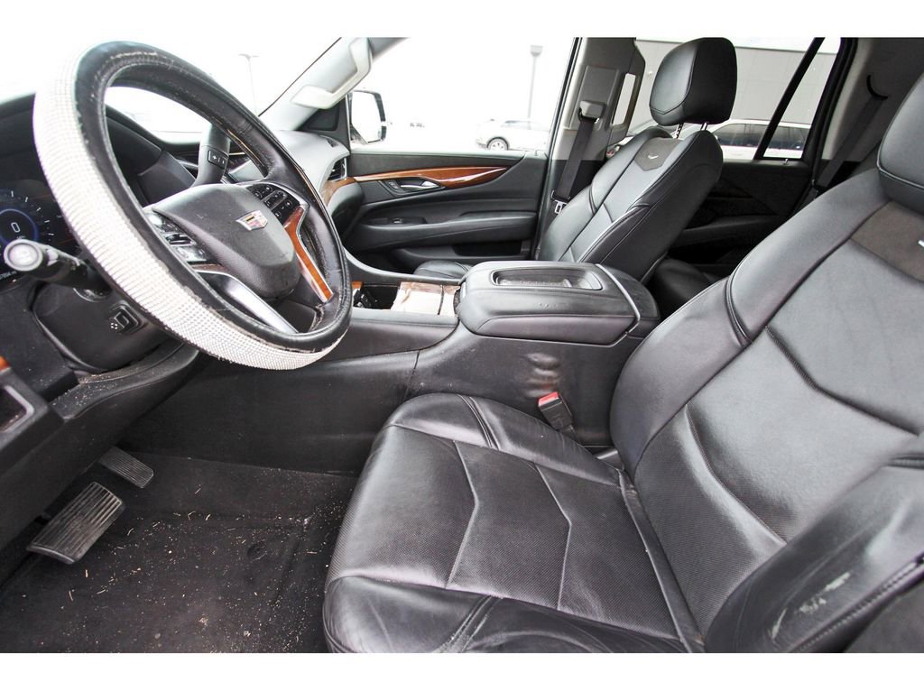 Used 2016 Cadillac Escalade Premium image 6