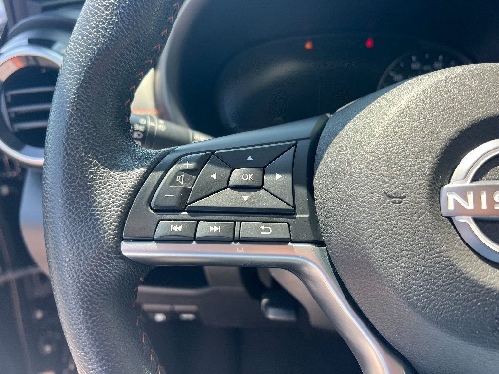 Used 2024 Nissan Kicks SR image 24