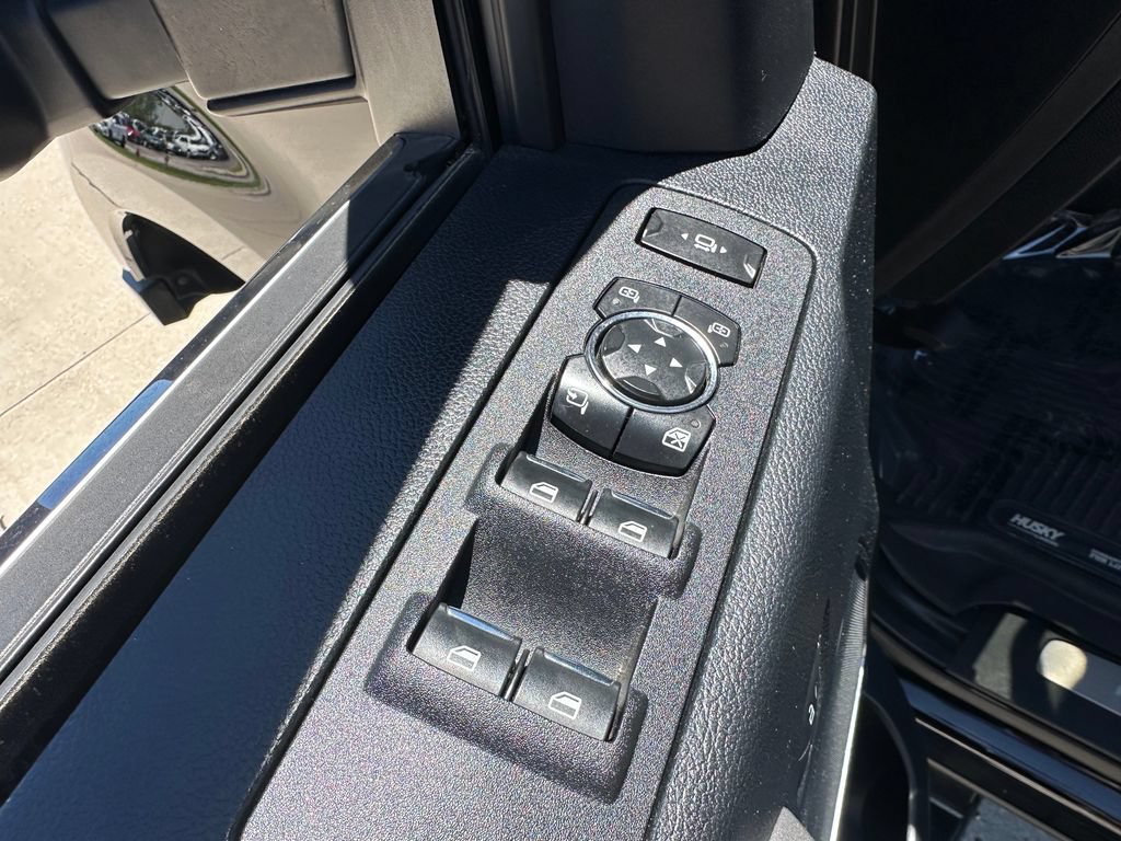 Used 2017 Ford F350 Platinum AWD/4WD image 37
