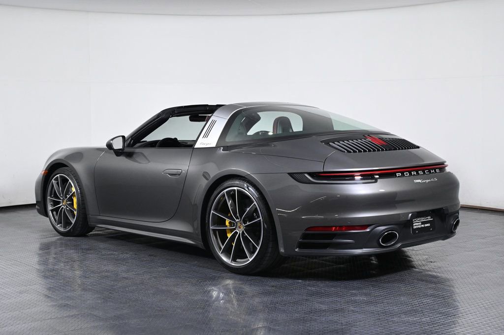 Used 2022 Porsche 911 Targa 4S image 3