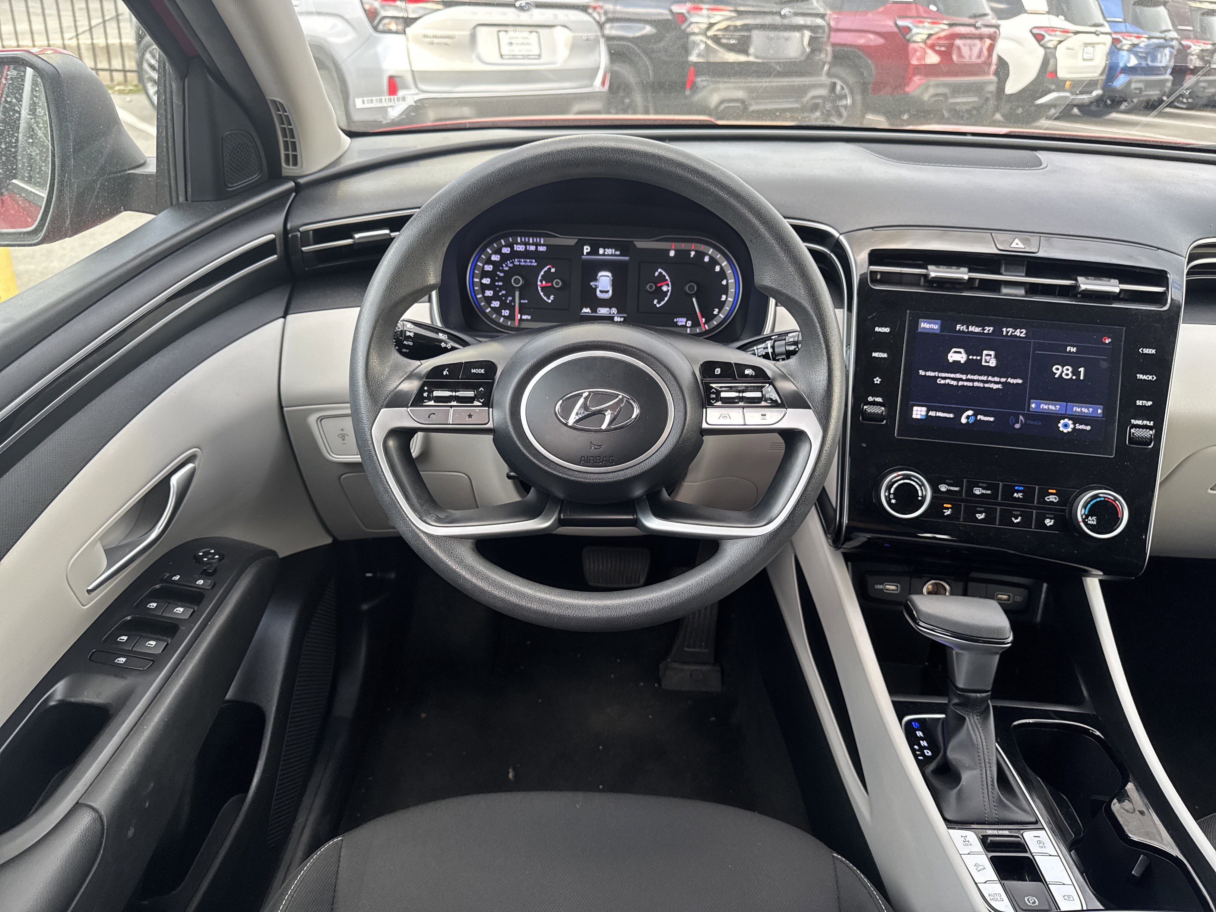 Used 2023 Hyundai Tucson SEL image 11