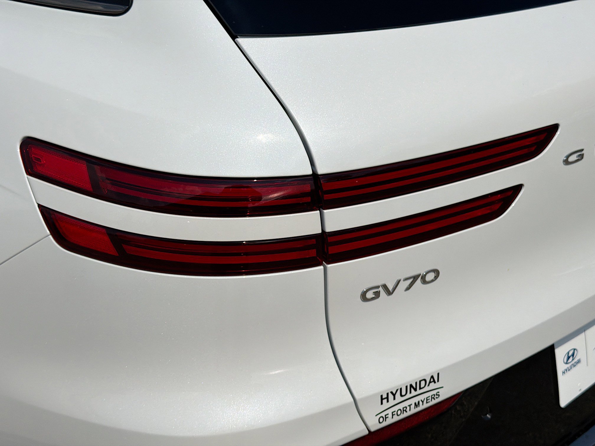 Used 2026 Genesis GV70 3.5T Sport Prestige image 10