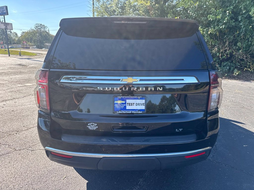 Used 2023 Chevrolet Suburban LT RWD image 6