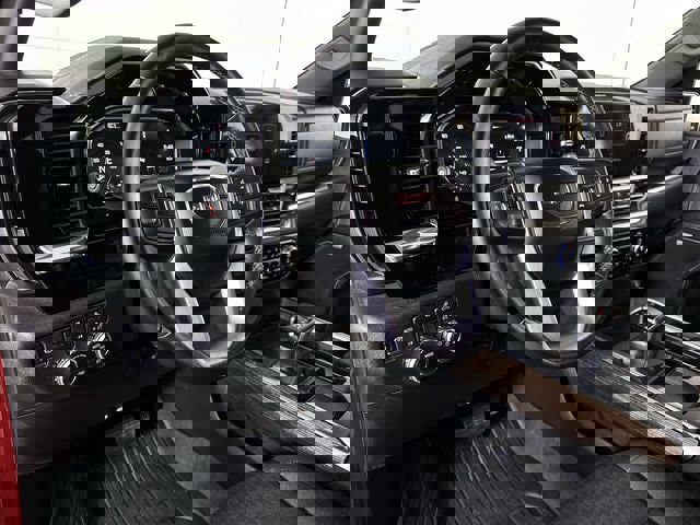 Used 2025 GMC Sierra 1500 Elevation AWD/4WD image 8