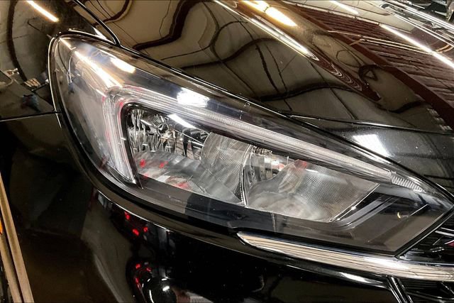 Used 2023 Buick Encore GX Select w/ Sport Touring Package image 31