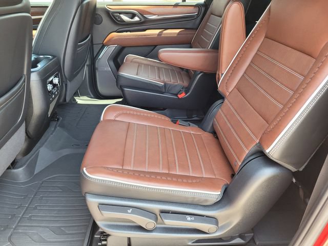 Used 2024 GMC Yukon XL Denali Ultimate AWD/4WD image 26