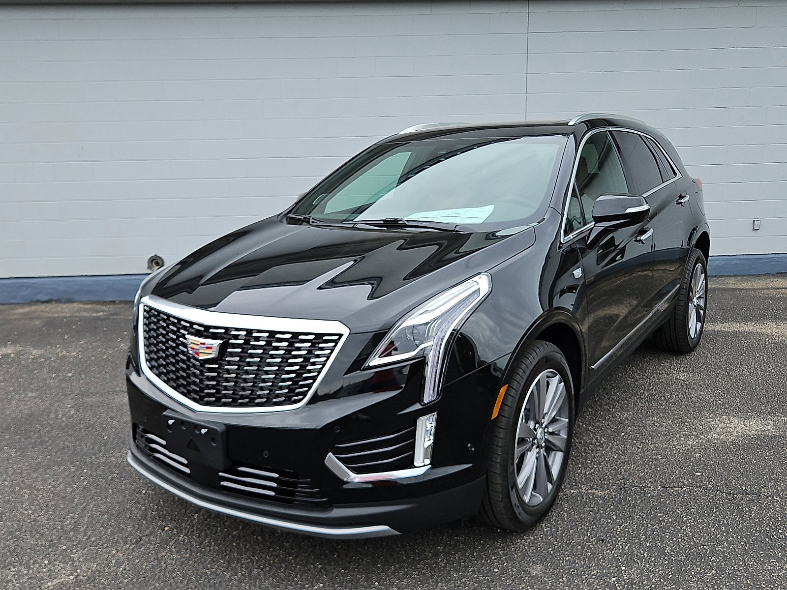 New 2026 Cadillac XT5 Premium Luxury w/ Driver Assist Package