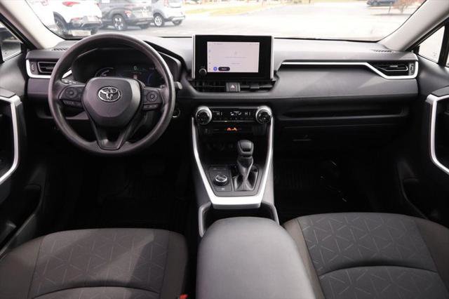 Certified 2025 Toyota RAV4 XLE image 19