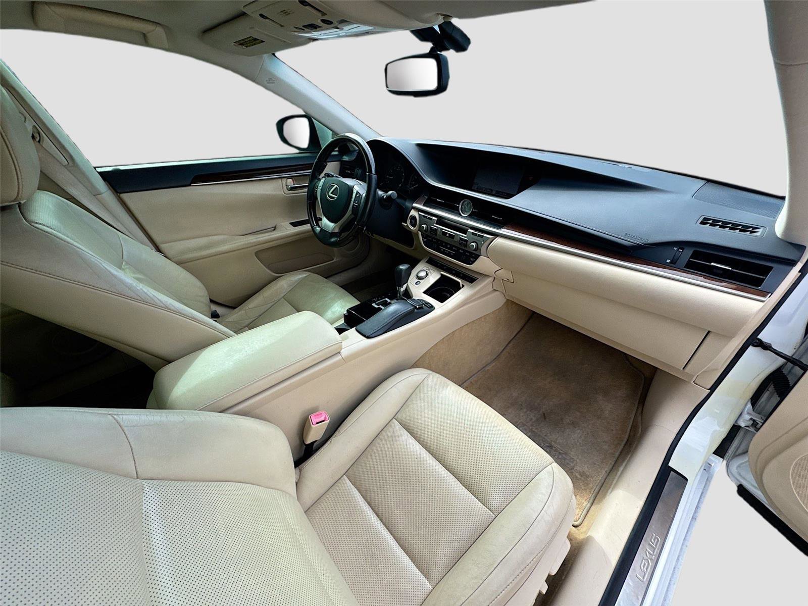 Used 2015 Lexus ES 350 w/ Luxury Package FWD image 10