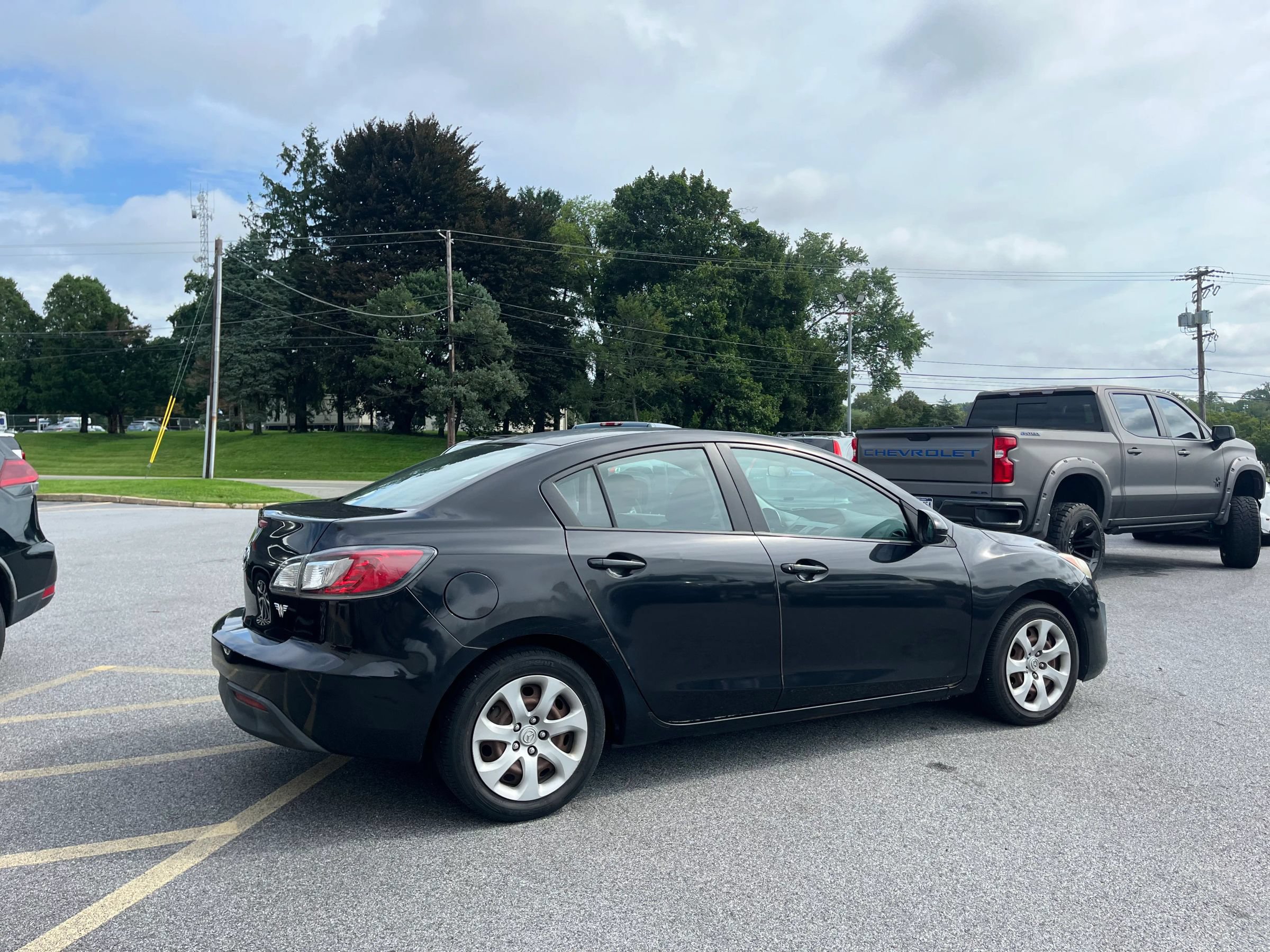 Used 2011 MAZDA MAZDA3 i Sport FWD image 22