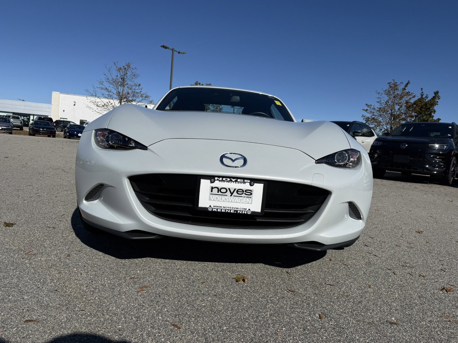 Used 2017 MAZDA MX-5 Miata RF Grand Touring RWD image 2