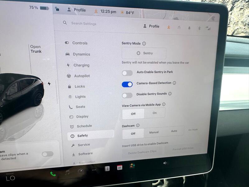 Used 2024 Tesla Model Y Long Range image 41